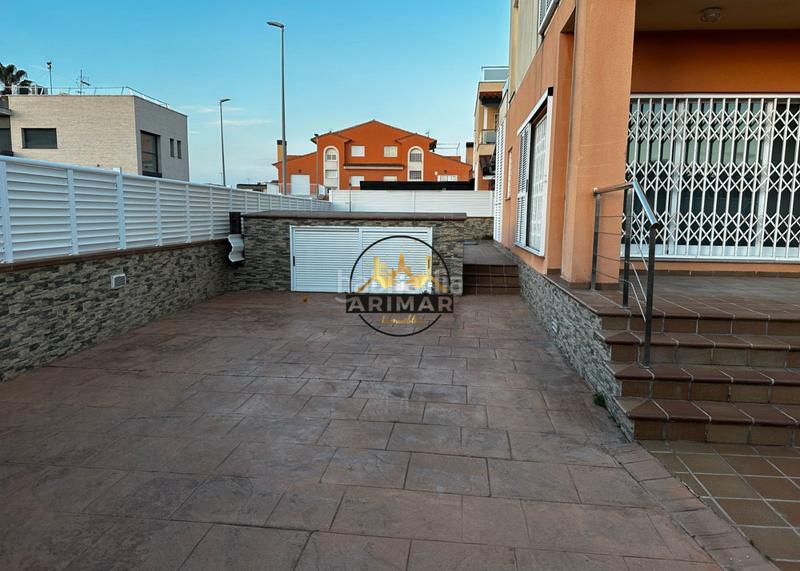 Foto 9f503289-c386-4254-ab44-327c691deb34. Casa pareada  cerca del mar en Playa Burriana