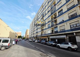 Etagenwohnung  Carrer d'escalante. Piso en zona sur de castellon para reformar