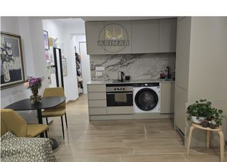 Etagenwohnung en Hospital - Plaza del Real. Bonito estudio centrico
