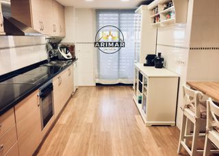 Etagenwohnung  Passeig de la universitat. Bonito piso en la zona de la universidad