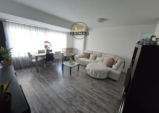 Etagenwohnung en Ensanche - Parque del Oeste. Magnifico piso todo reformado