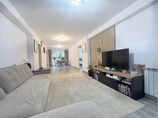 Flat  Calle dario regoyos. Piso en venta en behobiaartia20305