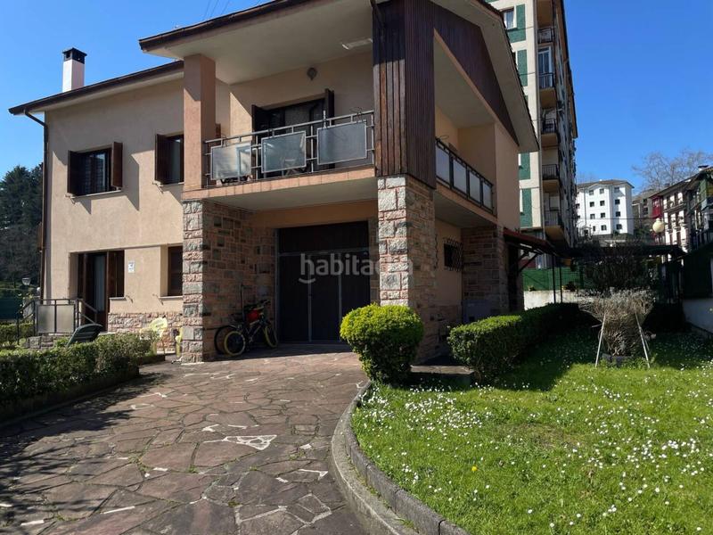 Foto e3d62ad2-d7c6-4977-950c-72612f15e14f. Casa amb calefacció aparcament a Centro - Mendibil - Santiago Irun