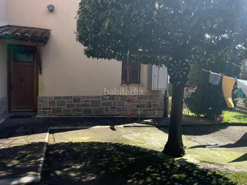 Foto f844c3dd-3ff6-4126-bc71-662a6ffda791. Casa amb calefacció aparcament a Centro - Mendibil - Santiago Irun