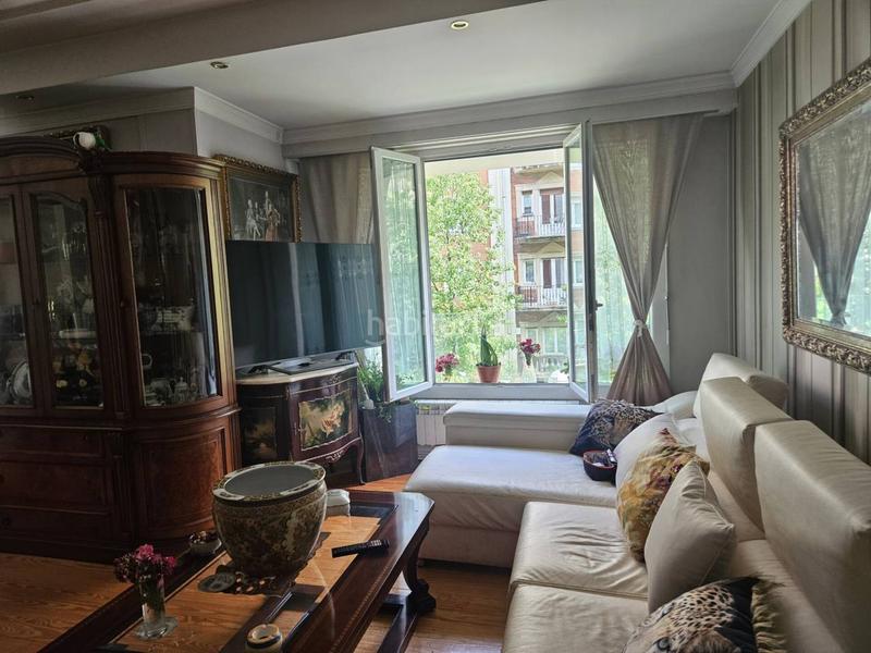 Foto d3fe3dc9-5429-43c9-9618-9407bc430224. Piso  en venta en erdialdeaalde zaharramendibilsantiago20302 en Irun