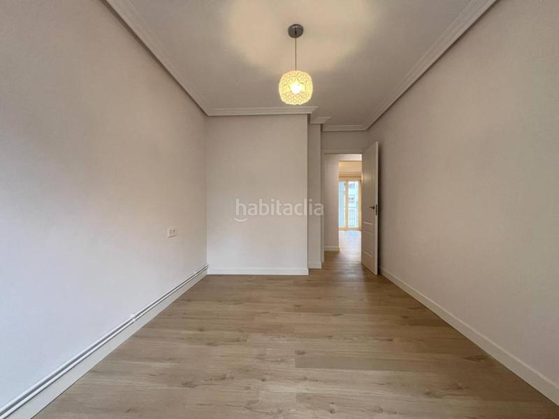 Foto e4b55867-251c-45cd-b32a-b6612dde91d4. Pis amb calefacció a Pinar - Anaka - Belaskoenea Irun