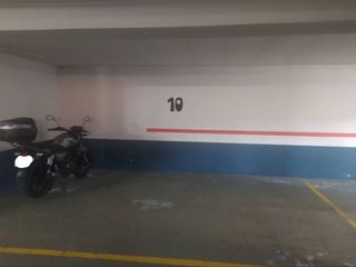 Aparcament cotxe  Calle belleneros. 2 rayas de parking en venta en lapitzebelaskoeneaolaberriameaka2