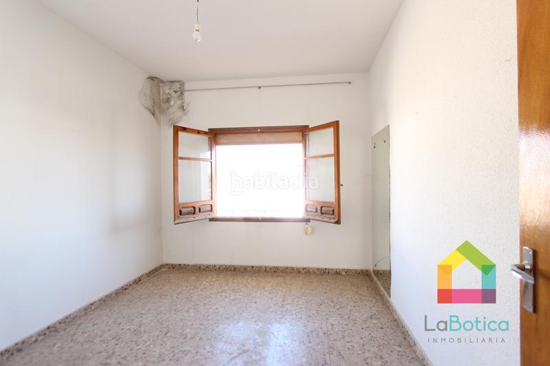 Foto 0a46f5ff-a49a-4593-9ba2-4431b687de73. Casa adosada en Ajofrín