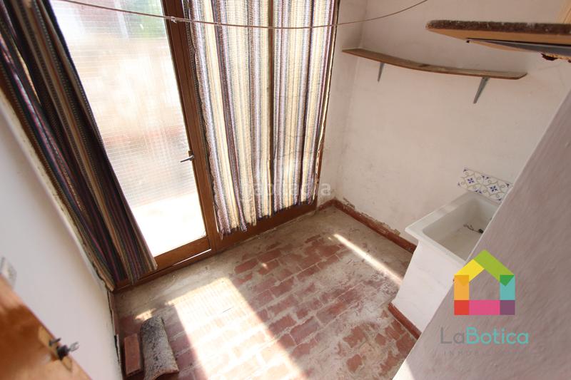 Foto 0b3f3f51-4041-4561-a7df-4017baaefb55. Casa adosada en Ajofrín