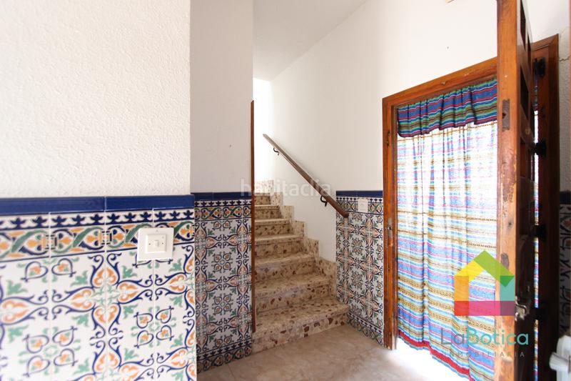 Foto abc67f02-fd27-4b94-ba39-287fb7baa925. Casa adosada en Ajofrín