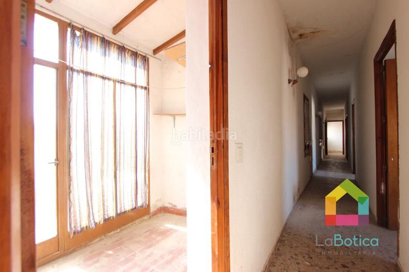 Foto e6932234-40b5-4c2e-a42e-6af93b604b78. Casa adosada en Ajofrín