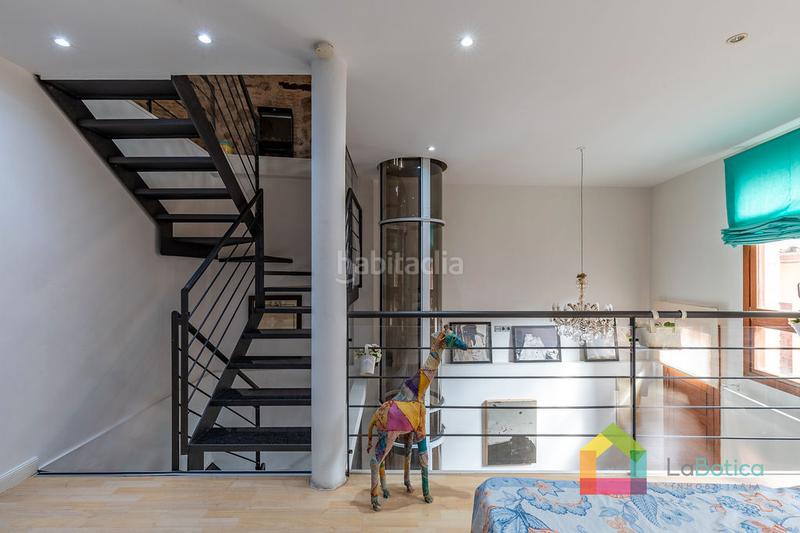 Foto a3ad44ab-2d86-41bd-a12e-4f049d8cb8c0. Semi detached house with heating in Casco Histórico Toledo