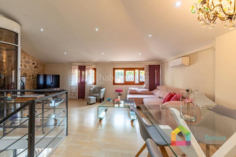 Foto bbda422f-7db8-4e59-9de9-4bab8cd464f8. Semi detached house with heating in Casco Histórico Toledo