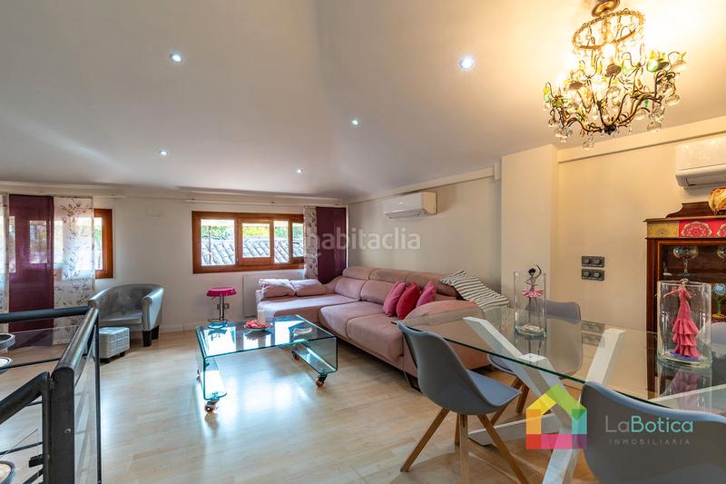 Foto caf255cd-62b0-4768-81ad-9419c07898dc. Semi detached house with heating in Casco Histórico Toledo