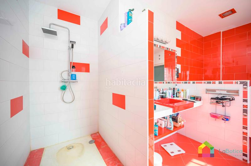 Foto 733a9f5c-2cc1-4f07-8019-ee74e5034273. Chalet with parking pool in Carranque