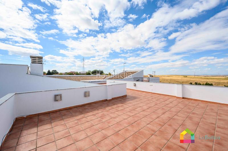 Foto c05ee8da-0c53-4147-a328-3f6baad58326. Chalet with parking pool in Carranque