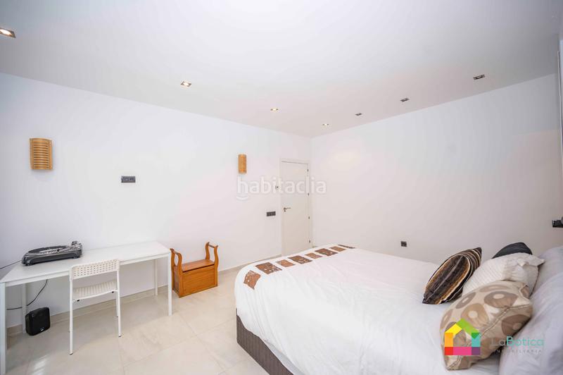 Foto 02593aab-2972-47c6-89ce-c1351247c03d. Chalet avec parking piscine dans Carranque