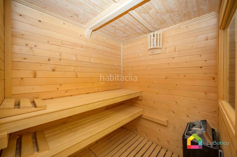 Foto 3f22f11a-ea2d-461e-8a3d-a7d73490bf0d. Chalet avec parking piscine dans Carranque