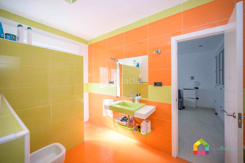 Foto 442ffa1d-e399-49b0-b4d4-4dafde333911. Chalet avec parking piscine dans Carranque