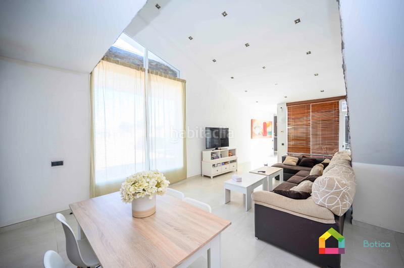 Foto 46c62c03-5348-40c5-9440-7f7b9b3a4f60. Chalet avec parking piscine dans Carranque