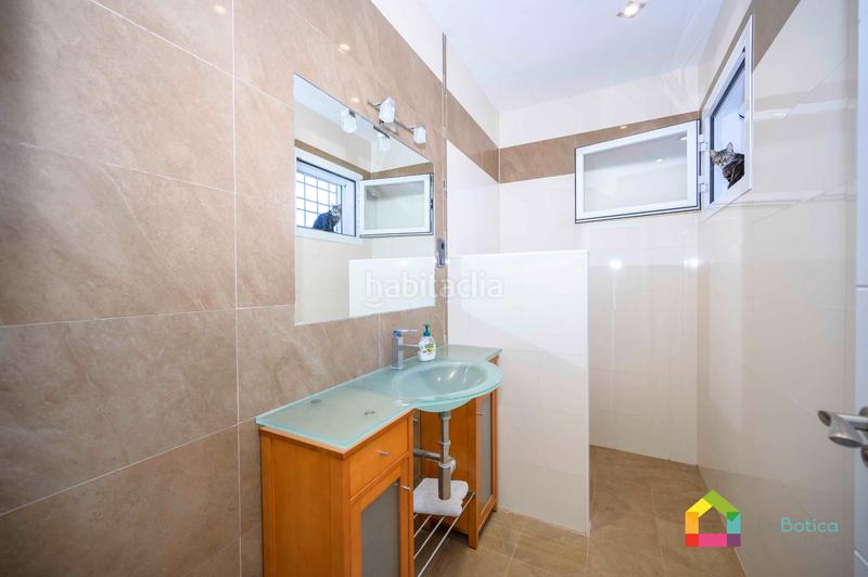 Foto dda961e7-7c37-4945-b808-71b3ae1f375d. Chalet avec parking piscine dans Carranque