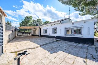 Chalet à Albarreal de Tajo