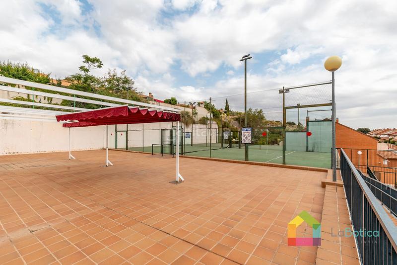 Foto 52310e56-f7a1-4d63-8037-3dc214ebfe88. Casa adosada en Buenavista-Valparaíso-La Legua Toledo