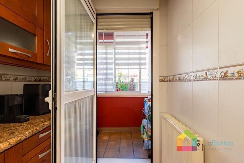 Foto 98d50017-5881-41a9-822e-9652ac84e283. Semi detached house with fireplace heating parking pool in Toledo