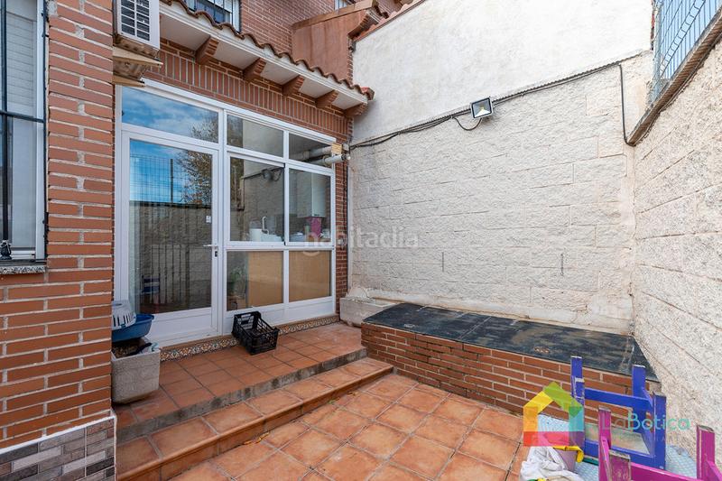 Foto 3736cc7f-7994-48c5-b803-852d2bb09a2d. Casa bifamiliare con camino riscaldamento in Olías del Rey