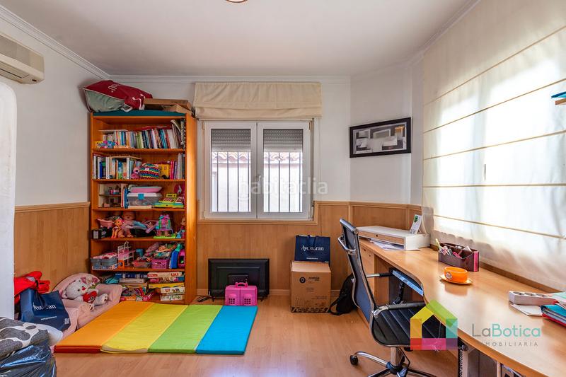 Foto 4d5fe2b7-f241-49cd-8f36-5e3a90220630. Casa bifamiliare con camino riscaldamento in Olías del Rey