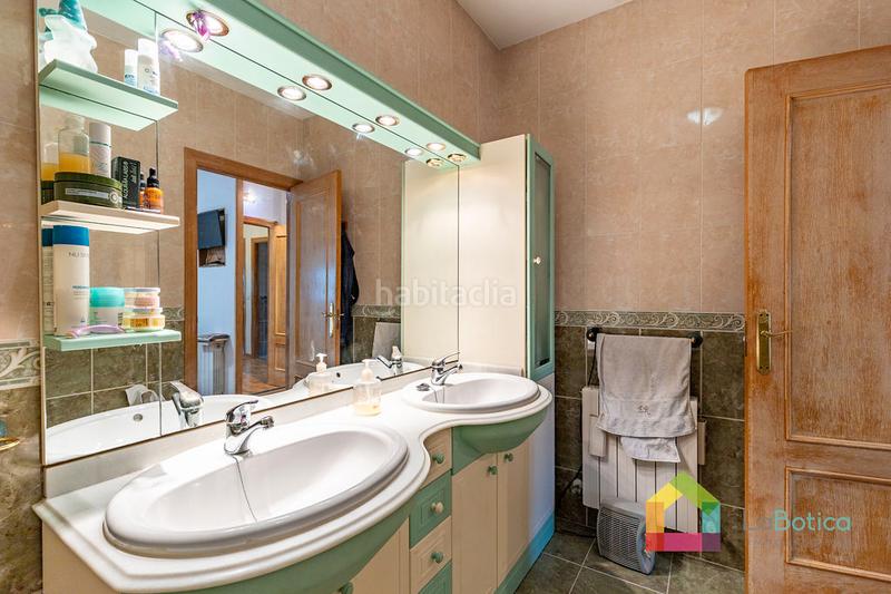 Foto 54176835-c106-49dd-911e-ae7585451af5. Casa bifamiliare con camino riscaldamento in Olías del Rey