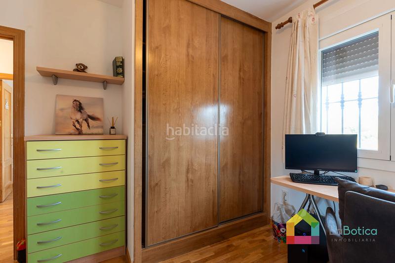 Foto 733ab454-a999-4baa-8a9b-ac3be8f5c94f. Casa bifamiliare con camino riscaldamento in Olías del Rey