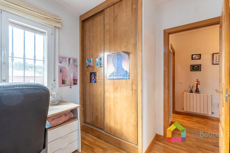 Foto 8a386e7f-016f-4f85-be7f-8839d526e90b. Casa bifamiliare con camino riscaldamento in Olías del Rey