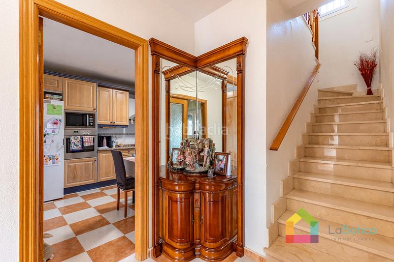 Foto 9c289e69-b6fc-4345-8cdc-dd1f28494308. Casa bifamiliare con camino riscaldamento in Olías del Rey