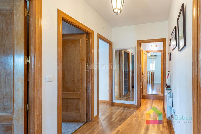 Foto cce8c54d-d234-4ca8-90d5-957919ca20e7. Casa bifamiliare con camino riscaldamento in Olías del Rey