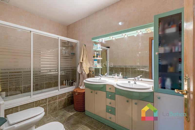 Foto e235123d-d97d-405e-b1db-21baf426ed3f. Casa bifamiliare con camino riscaldamento in Olías del Rey