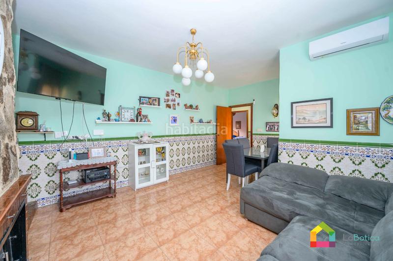 Foto 9781dc3c-12f9-4fe7-8bd7-18a99fe0a1e1. Casa con riscaldamento in Carmena