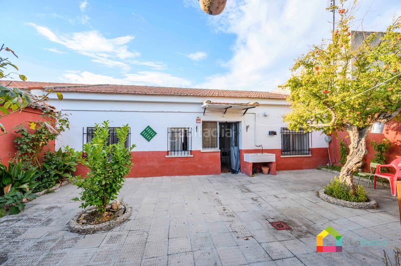 Foto d2e5f360-ea38-4205-a431-c69f9ea32719. Casa con riscaldamento in Carmena