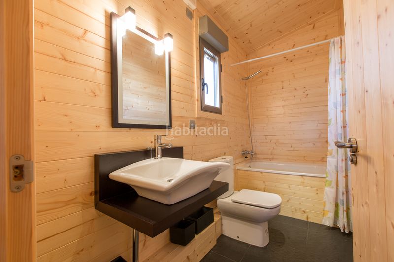 Foto 44cd303a-47e2-4b51-8fda-738d978125a0. Casa amb calefacció aparcament a Hontanar