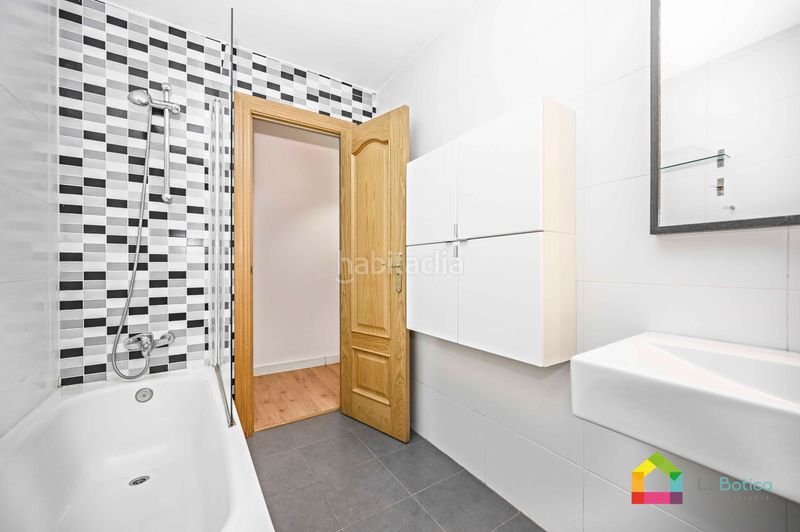 Foto abb7e7e4-333d-4ce5-a445-612b5b86ff7e. Piso en Casco Histórico Toledo