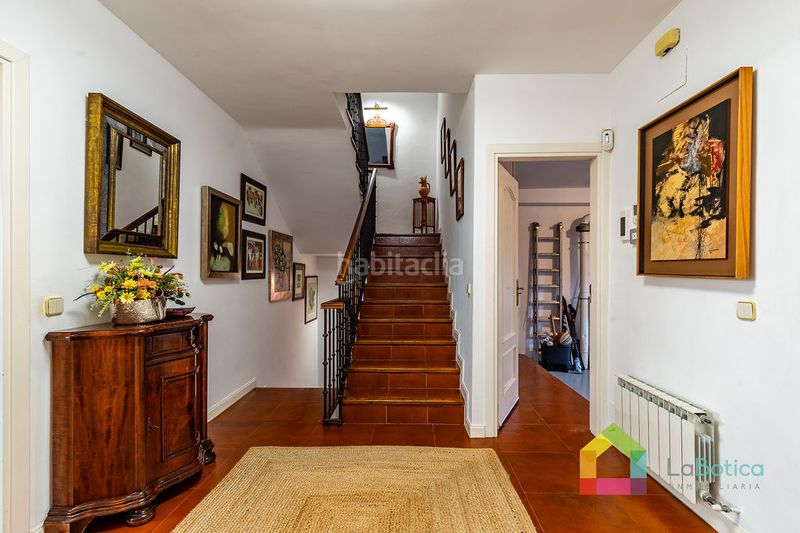 Foto 192e6cb7-2b4f-4e6c-8fbc-f8c2aa7a69a0. Casa aparellada amb calefacció piscina a Bargas