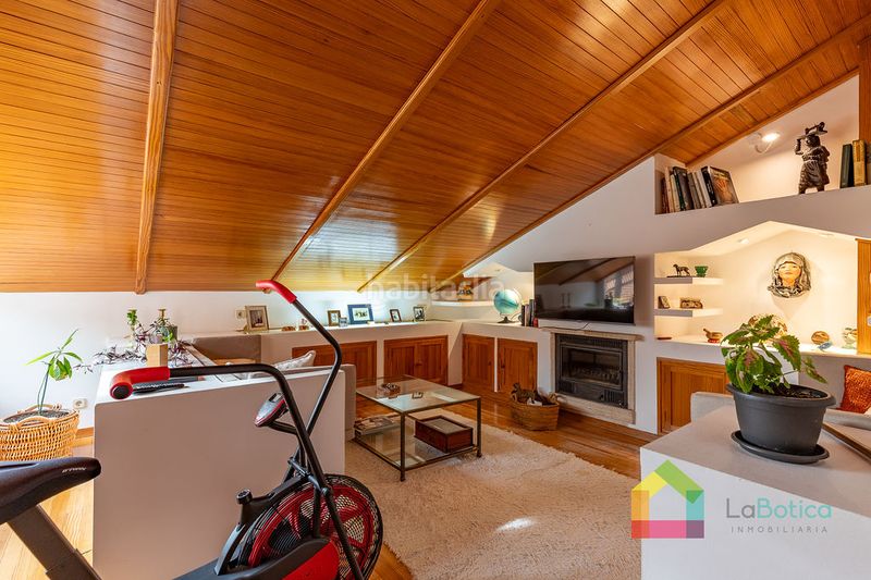 Foto 2f0e9aa7-52e9-4807-be0c-53a122de2524. Casa aparellada amb calefacció piscina a Bargas