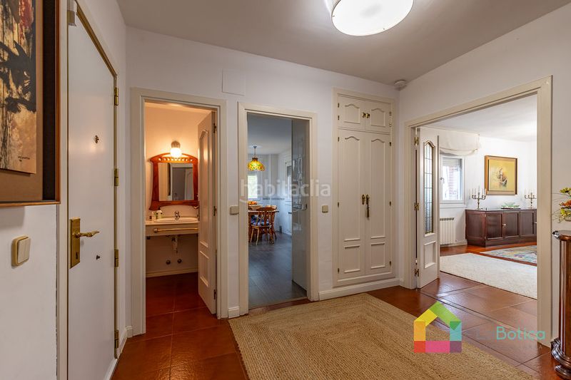 Foto 9b641e86-e00b-4002-a2df-b884e7fb50d6. Casa aparellada amb calefacció piscina a Bargas