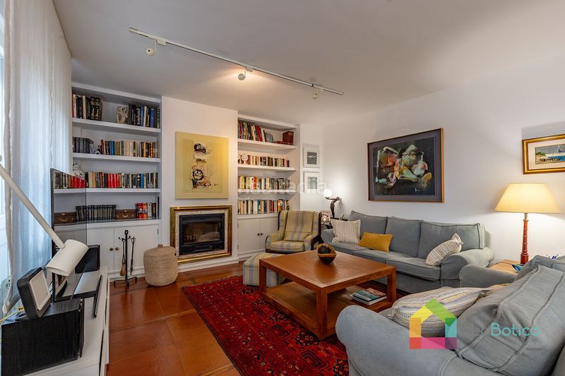 Foto b5ab008e-fe78-450c-8e98-4c291e33b050. Casa aparellada amb calefacció piscina a Bargas