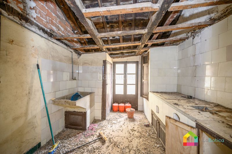 Foto e23b1a6b-03b8-4023-8fc1-adab85e33920. Edifici a Casco Histórico Toledo