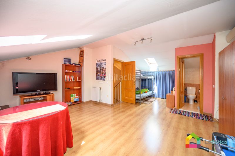 Foto 2fe3b306-b78a-4018-b969-f80590124b84. Casa a schiera con riscaldamento parcheggio in Esquivias