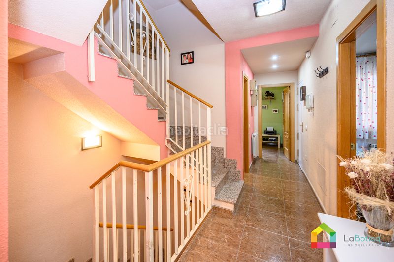 Foto c02a8b0a-68a2-436d-8de8-a6cc35e8ebb6. Casa a schiera con riscaldamento parcheggio in Esquivias