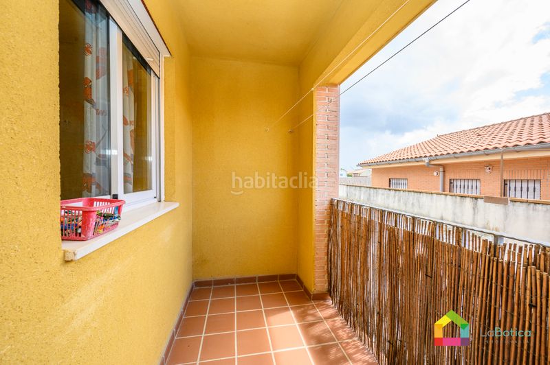 Foto dbaa4e83-bb62-4d77-b2c8-d182ce7edd46. Casa a schiera con riscaldamento parcheggio in Esquivias