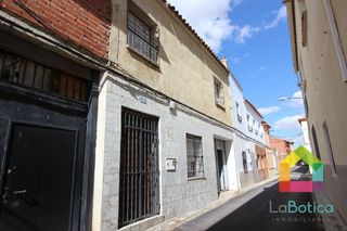 Maison à Lillo. Casa tradicional con gran almacén y múltiples posibilidades en l