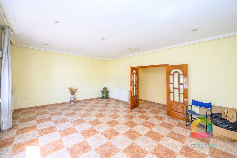 Foto 5256eef0-928f-49a3-bd23-ba8a93f6340f. Edifici a Sonseca